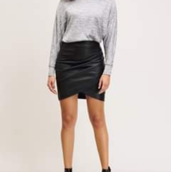 Mock turtle neck crop top - Picture 4 of 6
